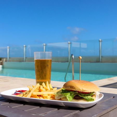 Residence Inn By Marriott Cancun Hotel Zone Екстер'єр фото