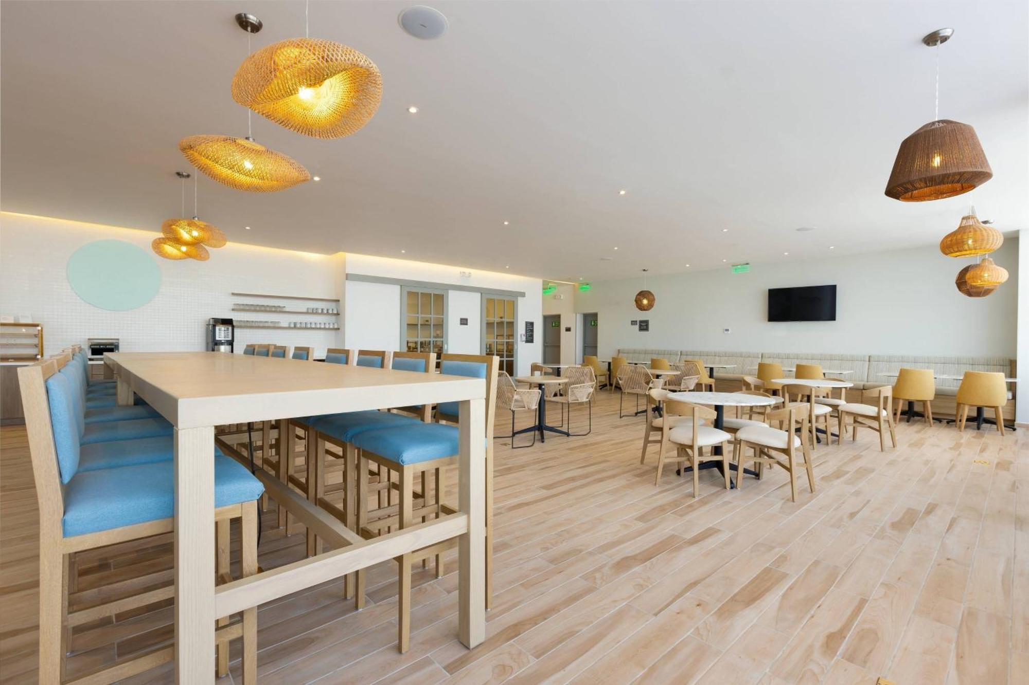 Residence Inn By Marriott Cancun Hotel Zone Екстер'єр фото