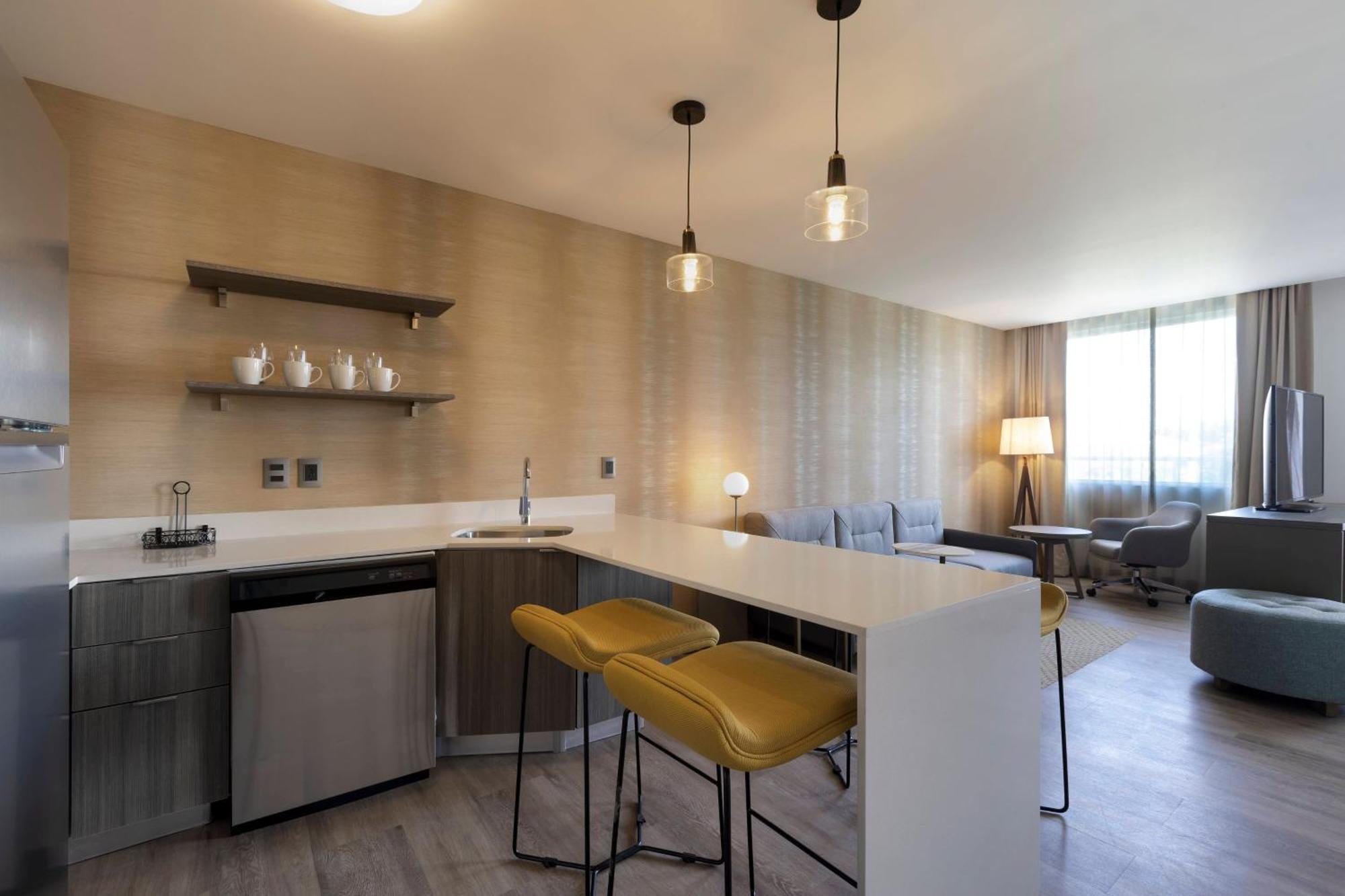 Residence Inn By Marriott Cancun Hotel Zone Екстер'єр фото