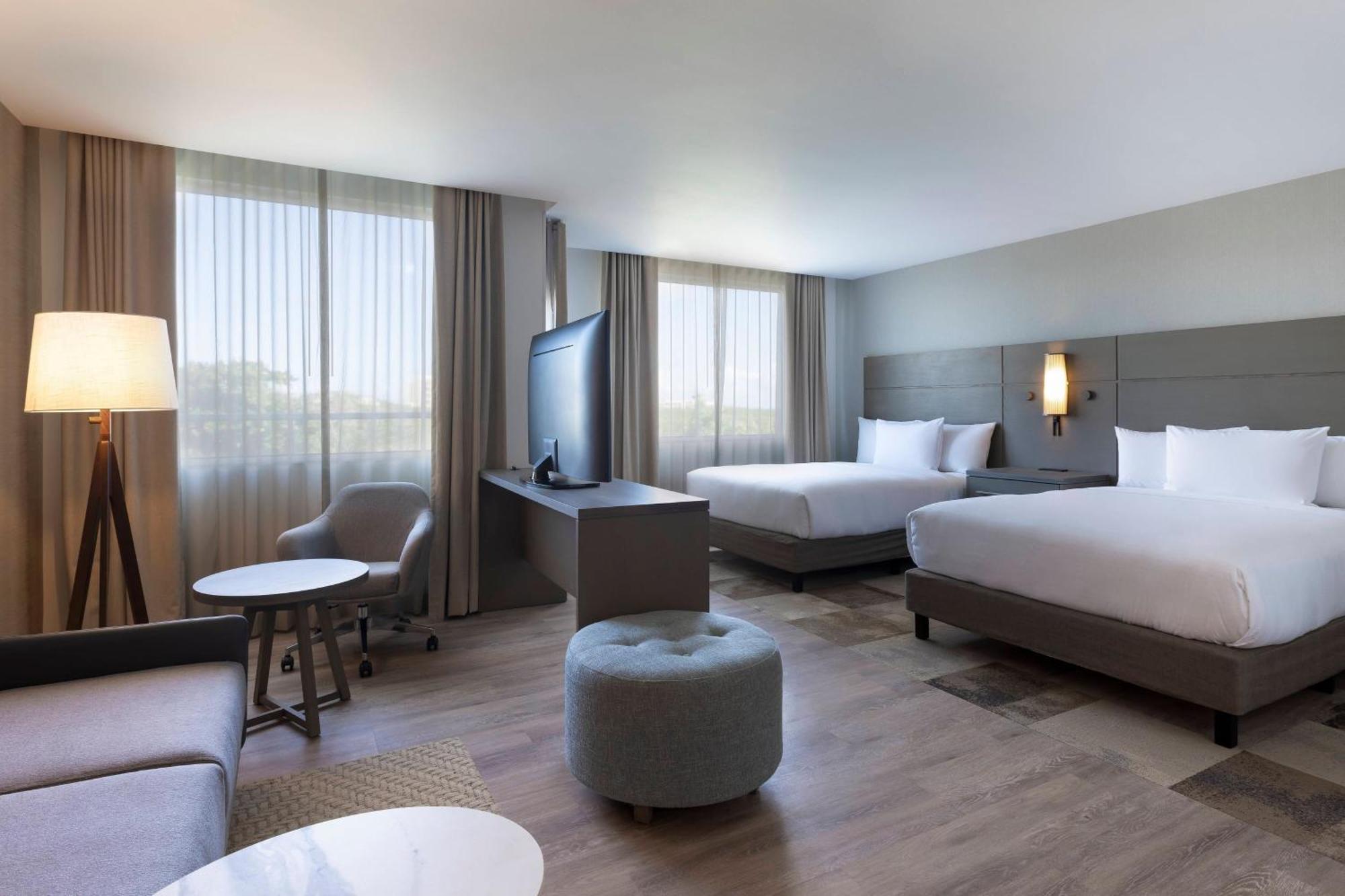 Residence Inn By Marriott Cancun Hotel Zone Екстер'єр фото