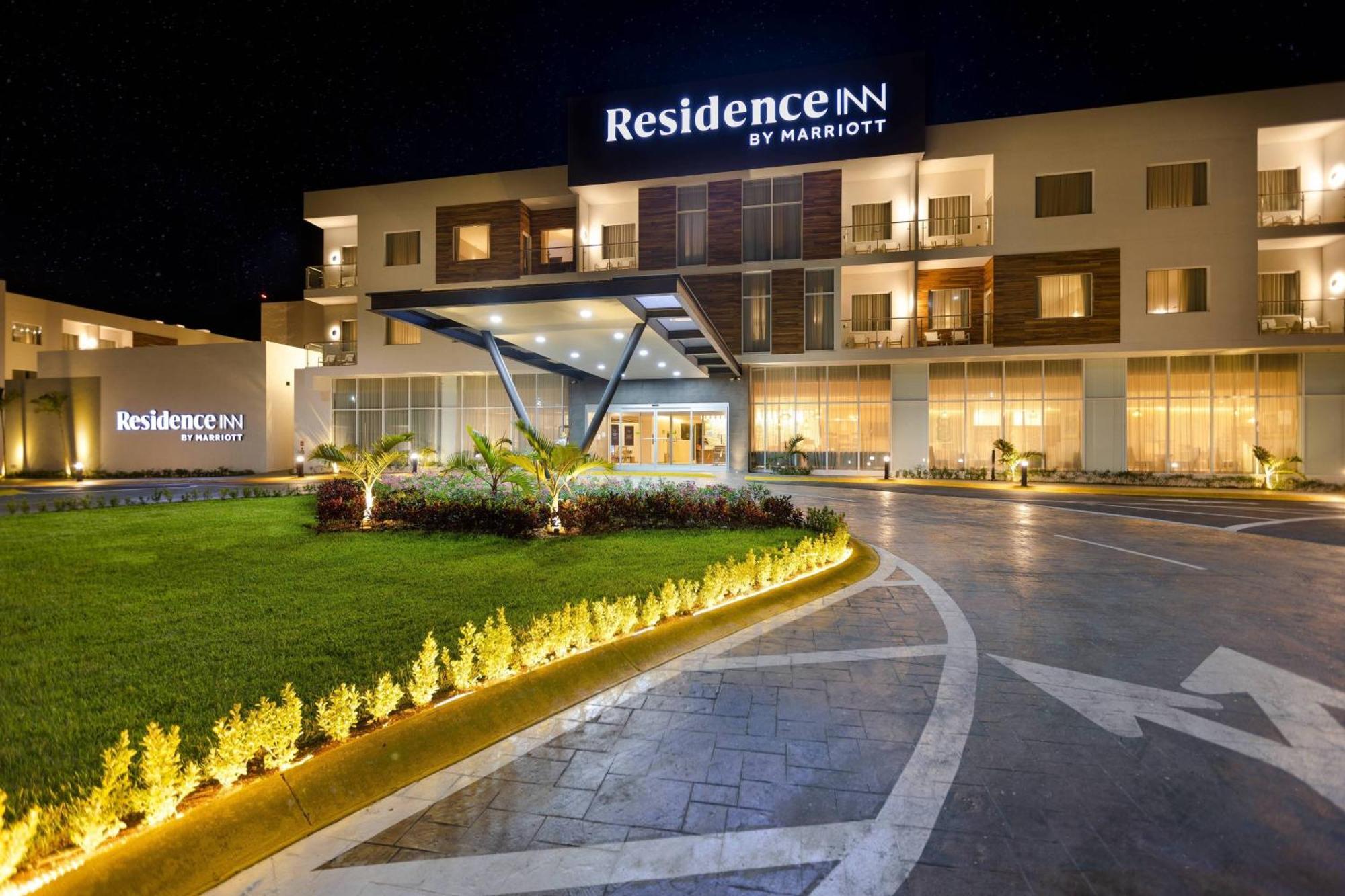 Residence Inn By Marriott Cancun Hotel Zone Екстер'єр фото